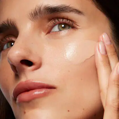 Ultra Facial Defense SPF 50